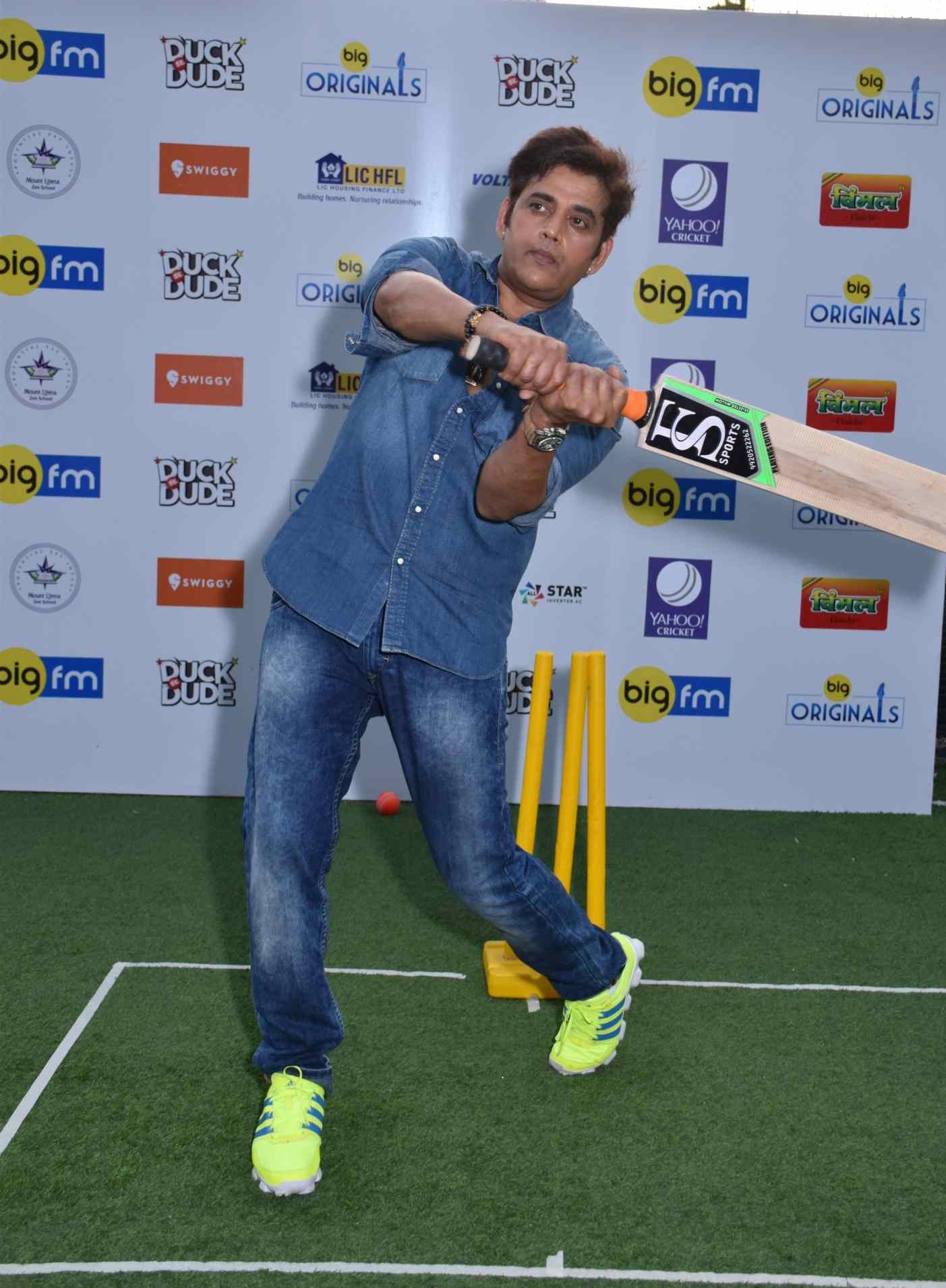 Ravi-Kishan-in-Action