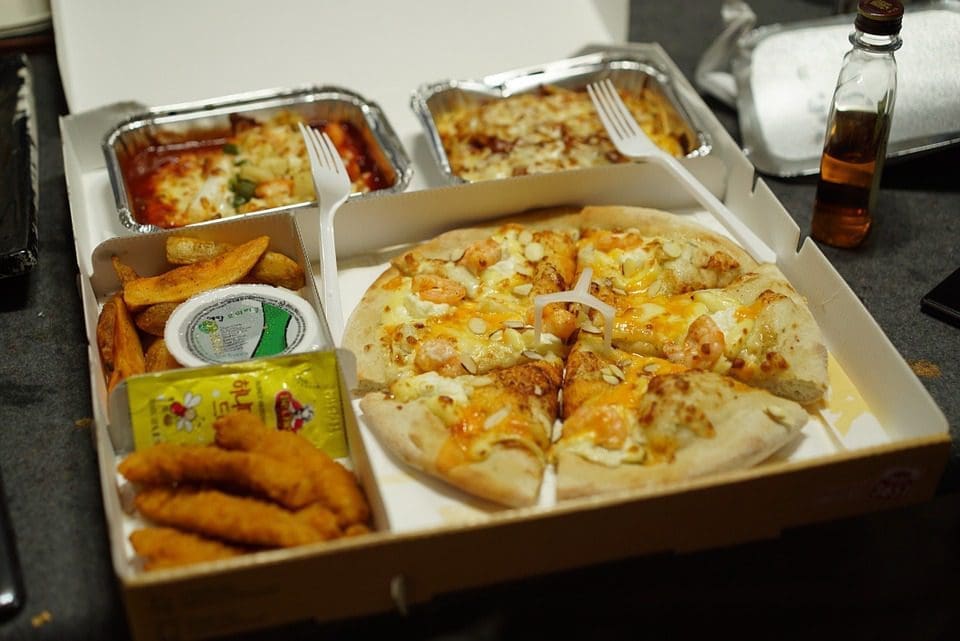Meal delivery kits