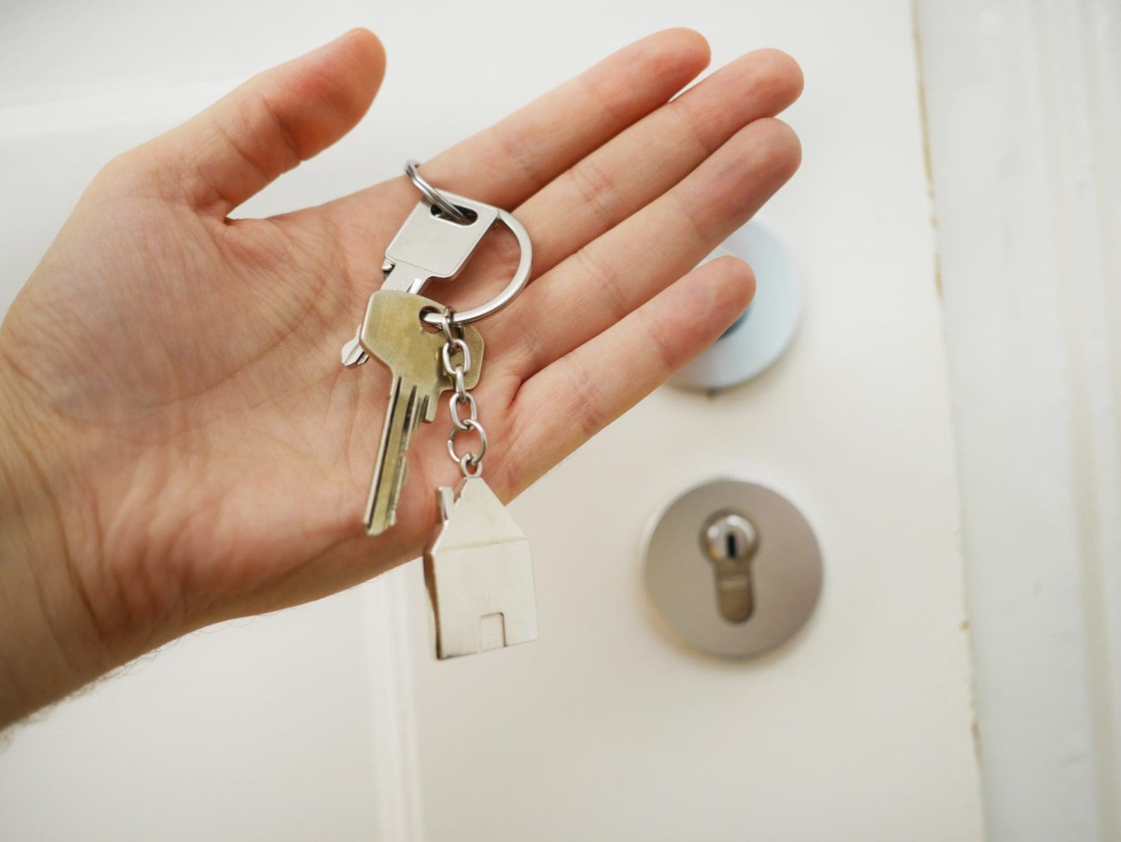 finding a locksmith