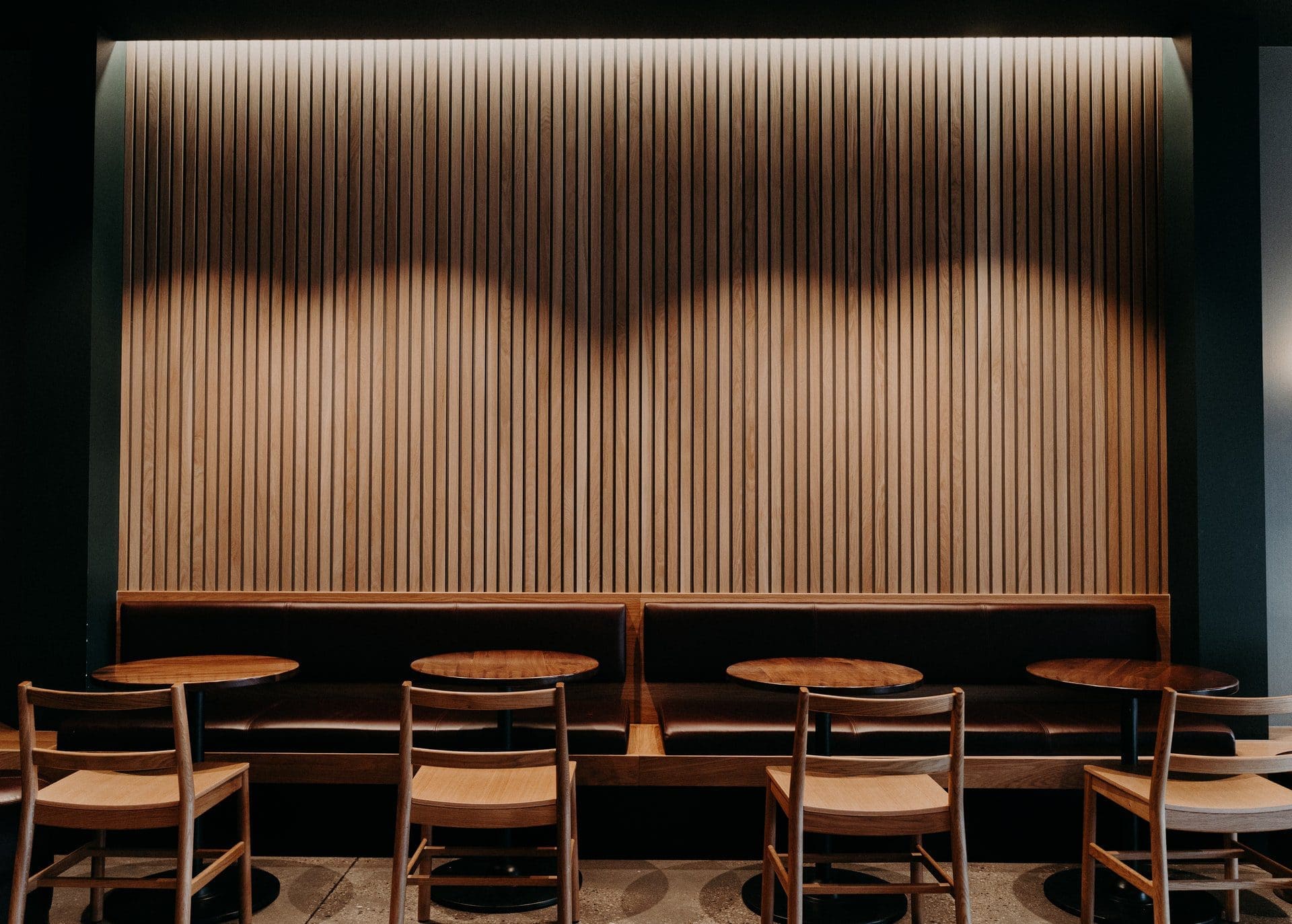 restaurant decor